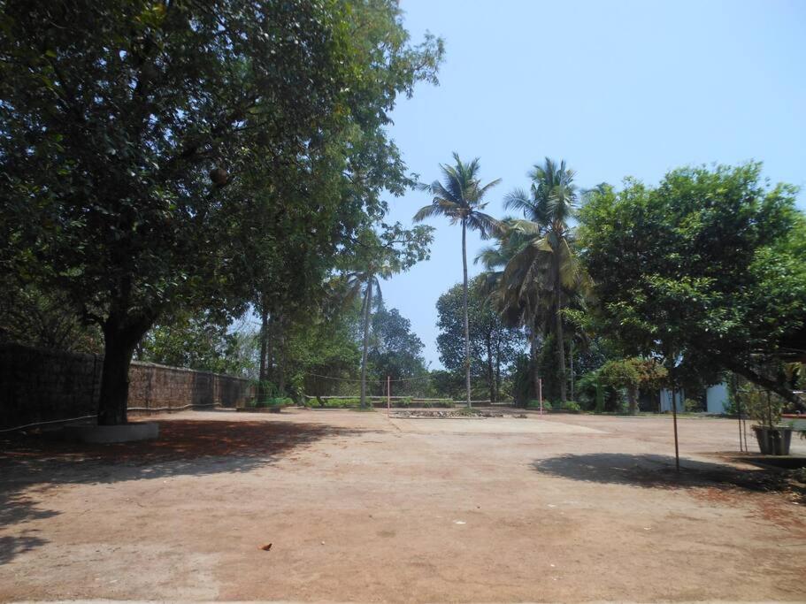 Runnin Airport - Homestay Gurpur Exterior foto