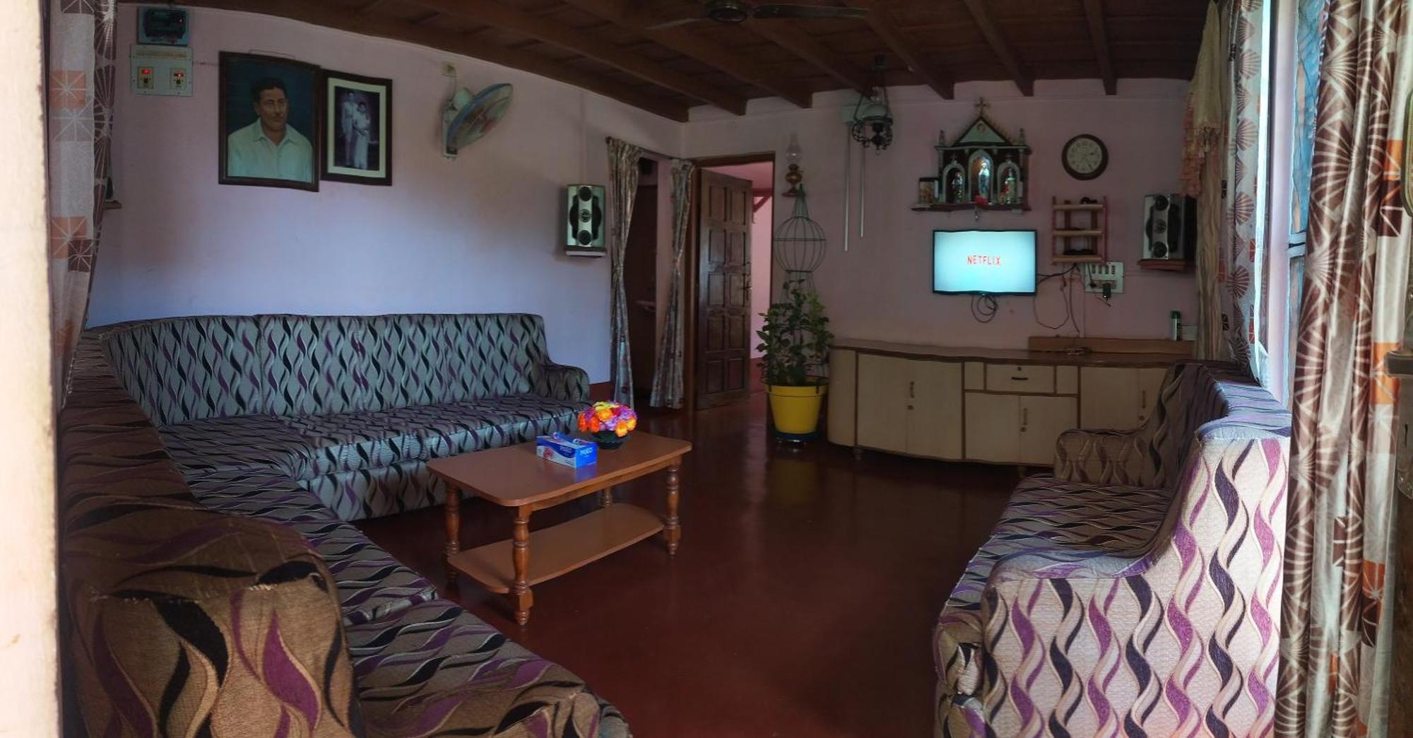 Runnin Airport - Homestay Gurpur Exterior foto